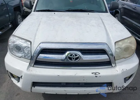 2006 Toyota 4Runner Sr5 V6 z USA, uszkodzony, nr VIN JTEZU14R768047932